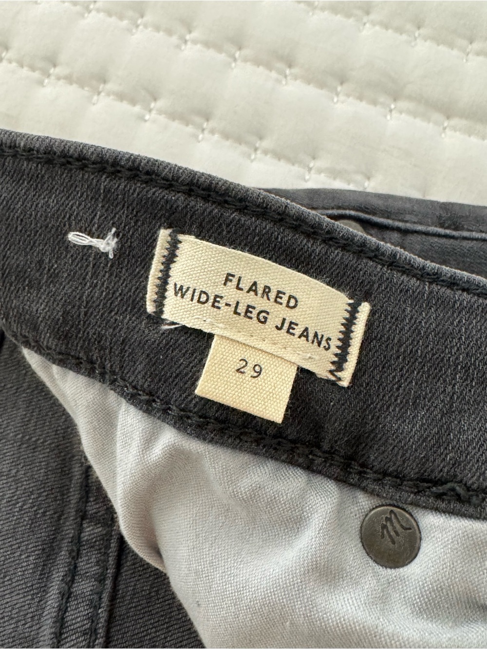 MADEWELL Flared Wide-Leg High-Rise Jeans 29” Black Wash - Picture 6 of 14
